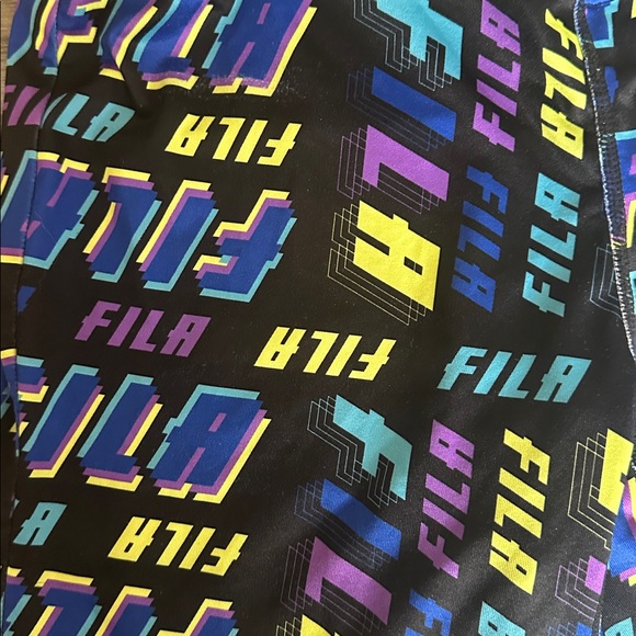 Fila Women's Colorful Geometric short leggings Size S - Picture 3 of 5